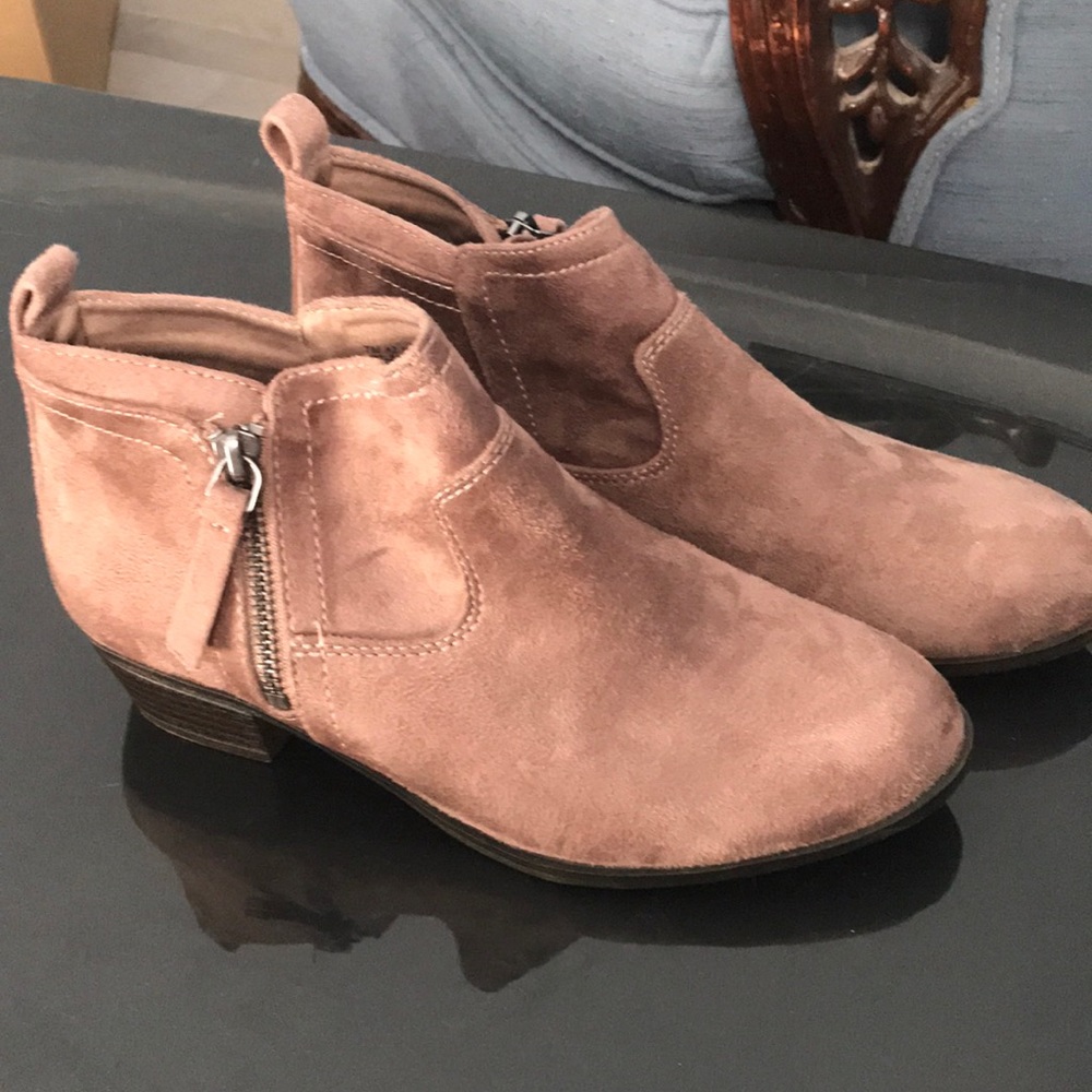 Arizona ankle boots